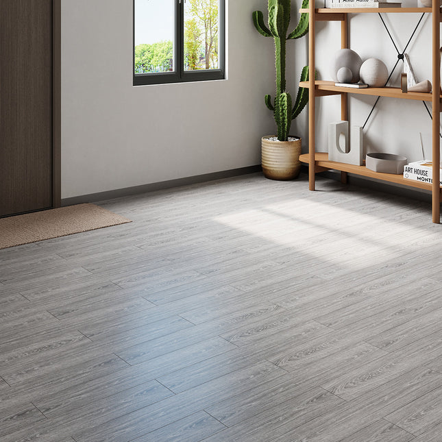 Realistic Wood Effect Self Adhesive Flooring 36 Pcs