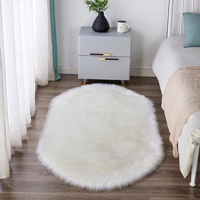 120/90cm L Oval Super Soft Shaggy Area Rug White