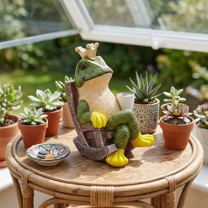 Frog Prince Figurine Resin Tabletop Ornament